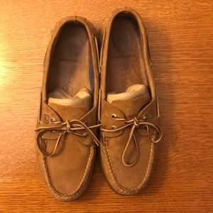 Sperry tan loafer. Not a lot of wear